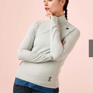 ON Cloud Women's Gray Long Sleeve XS